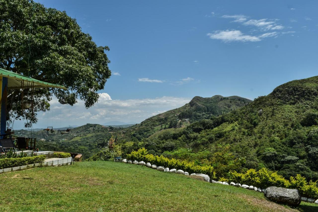 Bosque El Descanso Jamundí 外观 照片