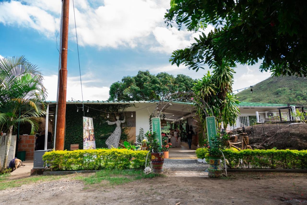 Bosque El Descanso Jamundí 外观 照片