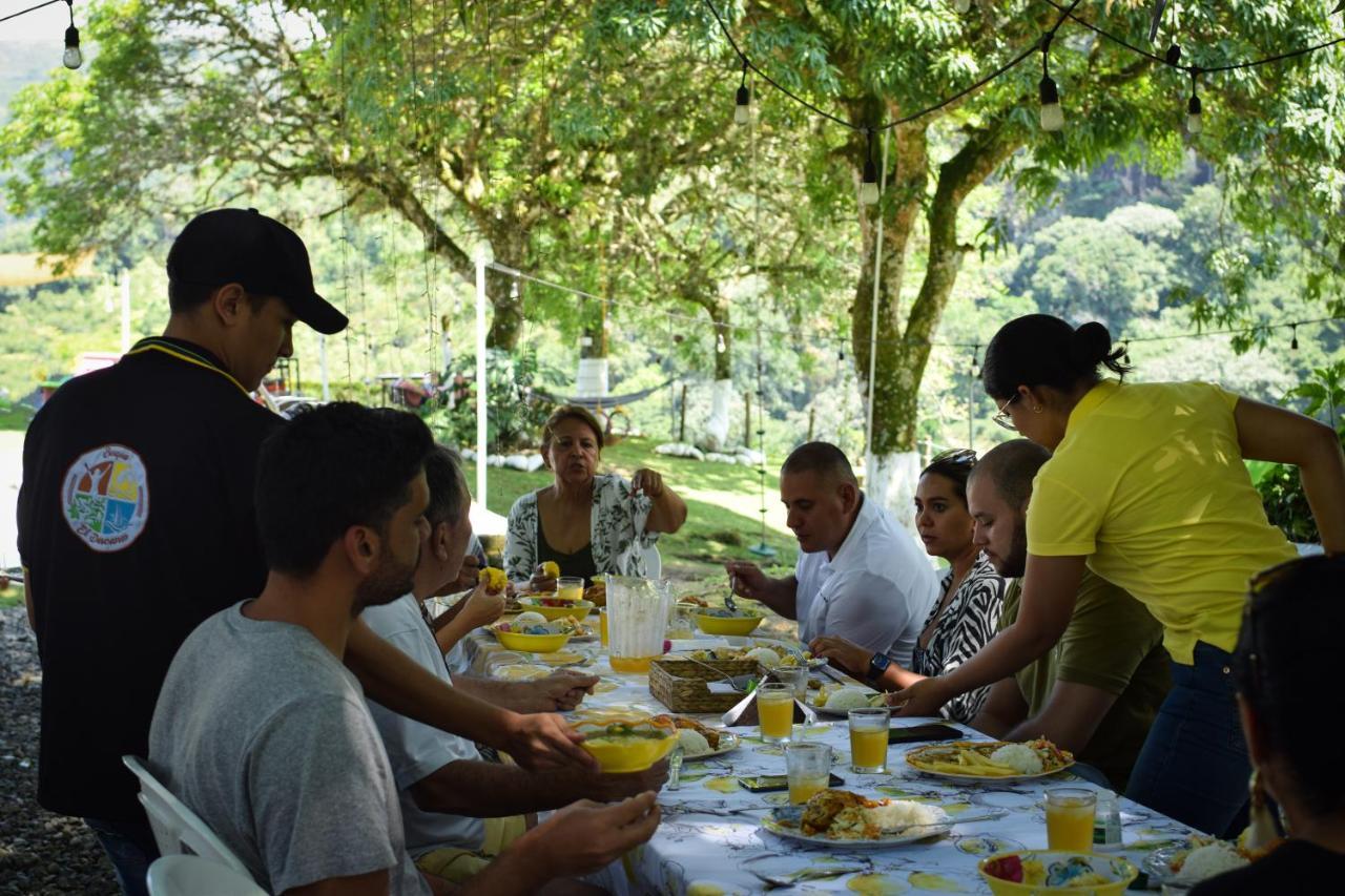 Bosque El Descanso Jamundí 外观 照片